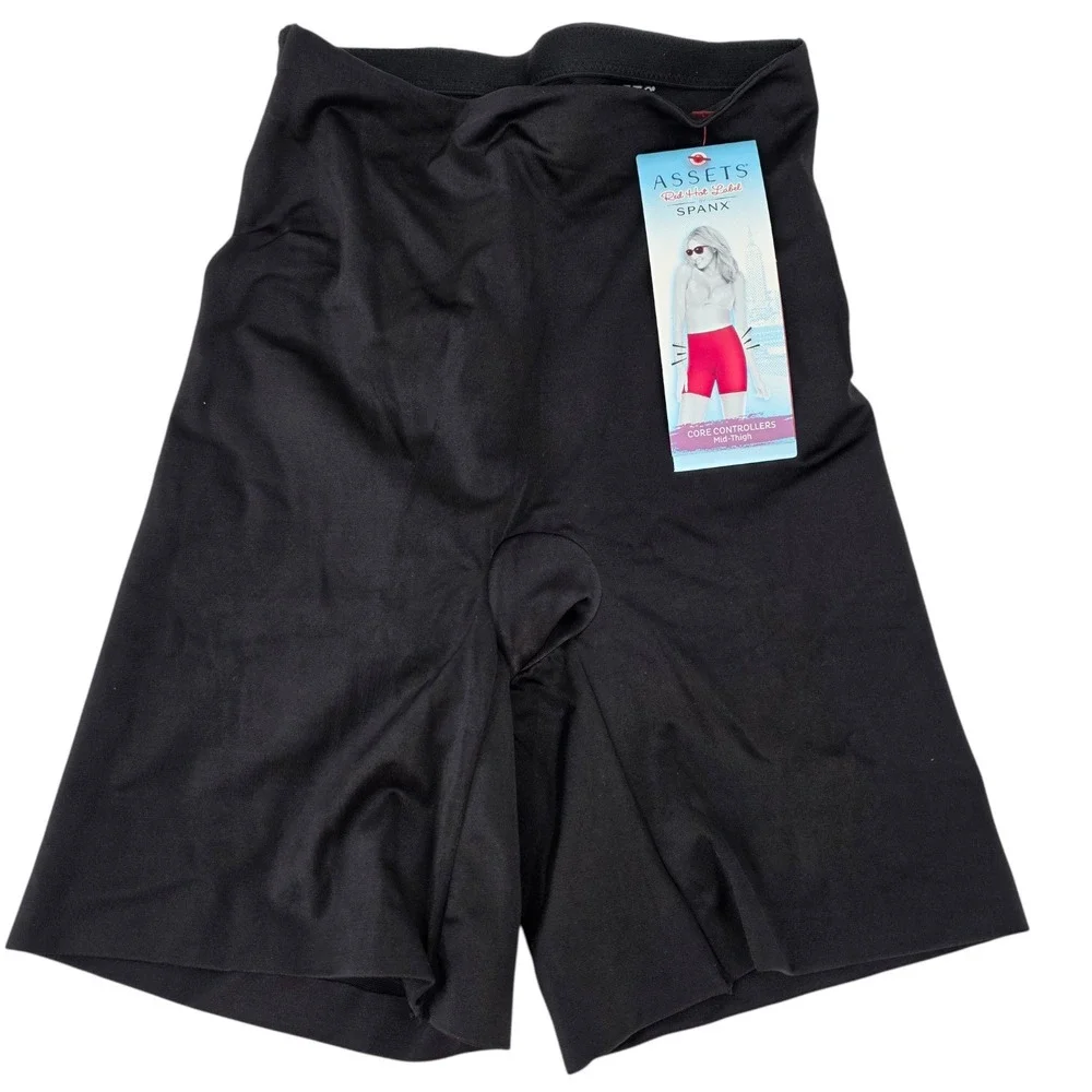 Spanx Assets Womens S Core Controllers Mid-Thigh Shorts in Black NWT - Picture 1 of 7